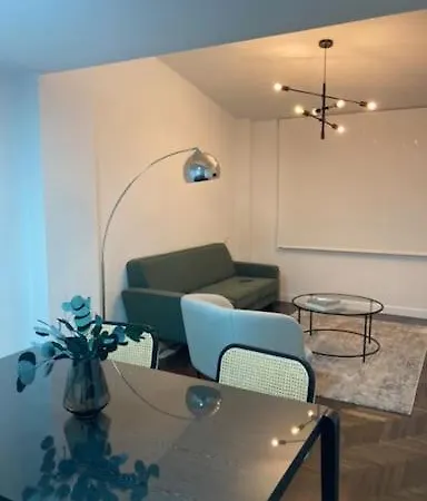 شقة Elegante Centrico *